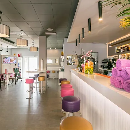 The Purple - Adults Only Hotell 3*