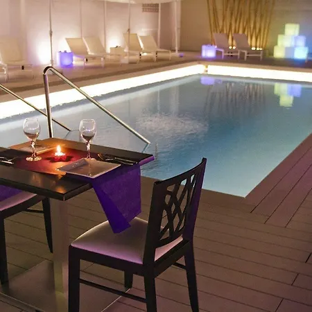 Hotell The Purple - Adults Only