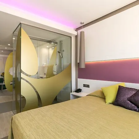 Hotell The Purple - Adults Only 3*