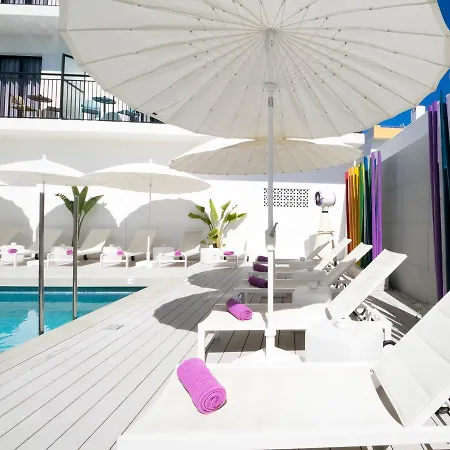 Hotell The Purple - Adults Only 3*
