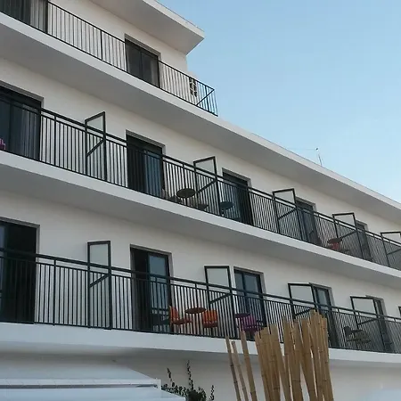 Hotell The Purple - Adults Only